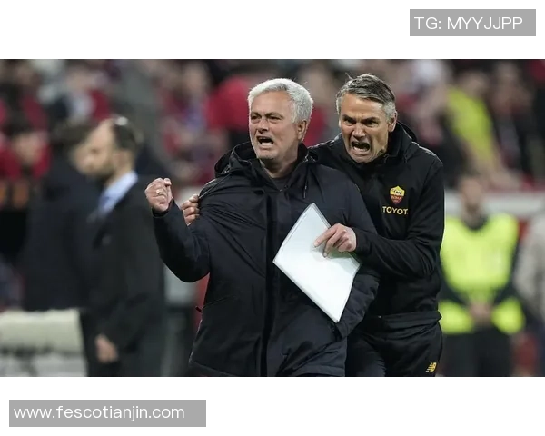 足球明星激烈互骂瞬间大揭秘精彩图片回顾引发球迷热议与讨论