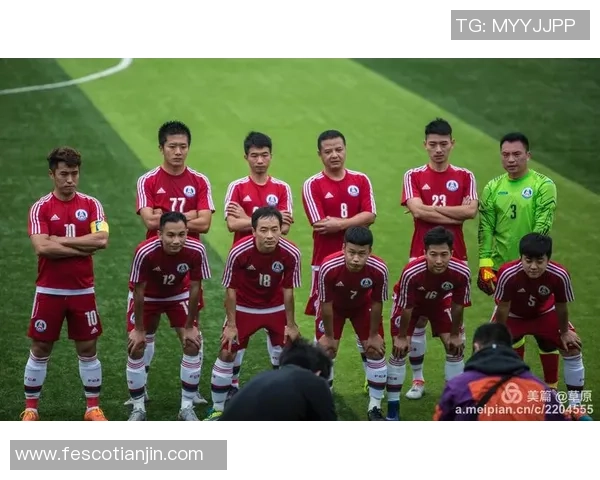 赛后分析:重庆与西安足球队心理素质对比及其影响因素探讨 赛后分析:重庆与西安足球队心理素质对比及其影响因素探讨